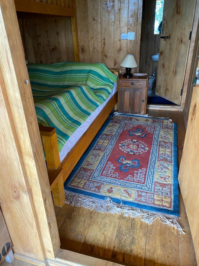 Log Cabin In The Woods Panzió Gangtok Kültér fotó